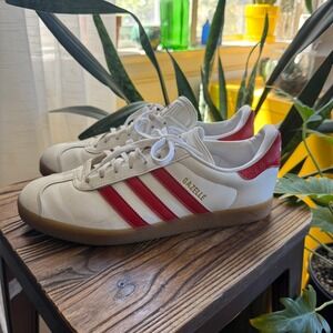 Adidas Gazelle Mens White Red Gum Leather Sneakers IH0377 Size 9